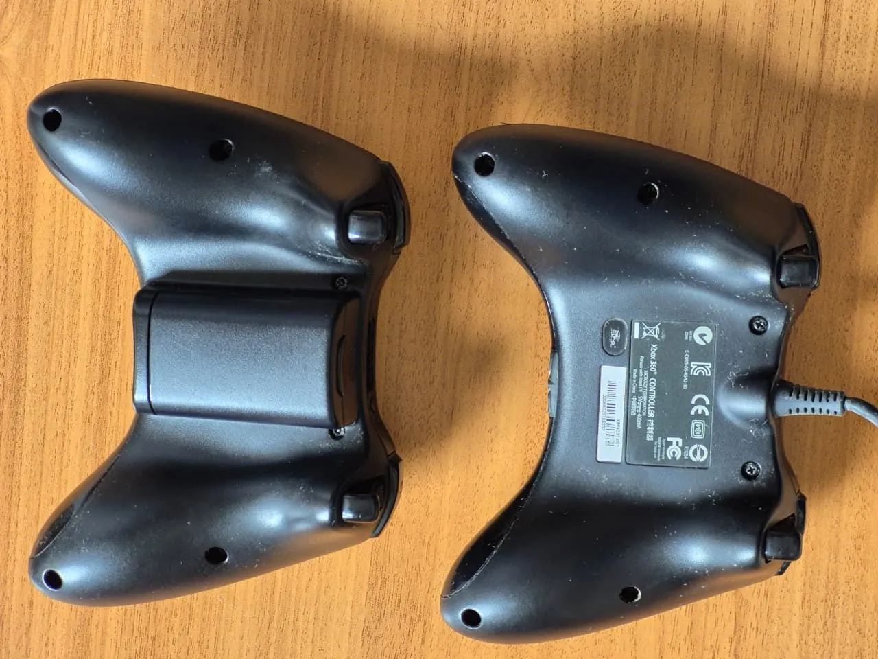 2 Controles Xbox um genérico e outro original  - Foto 4
