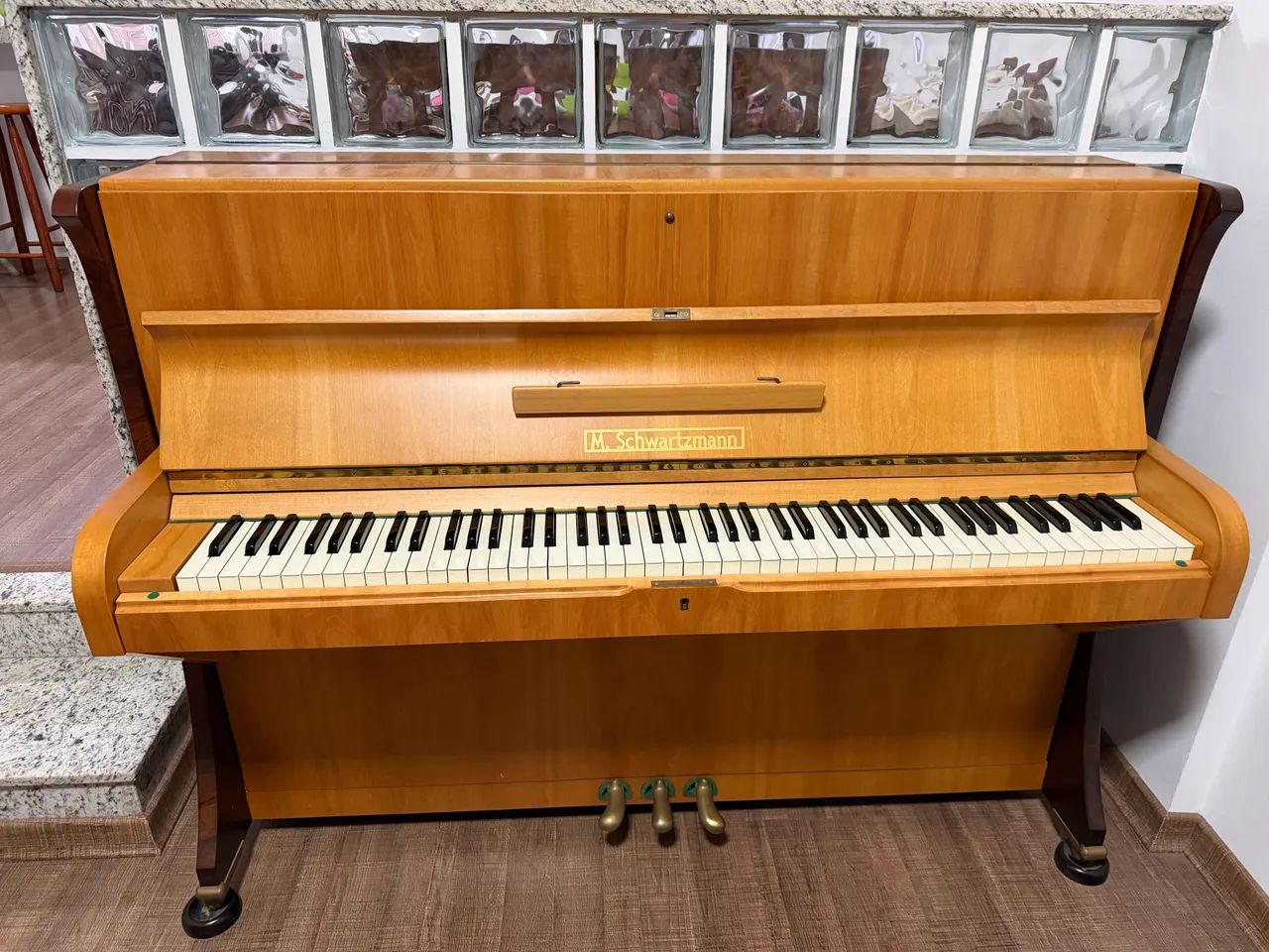 Piano acústico 