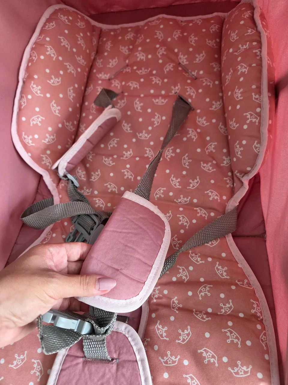 Carinho de bebê - menina  - Foto 2