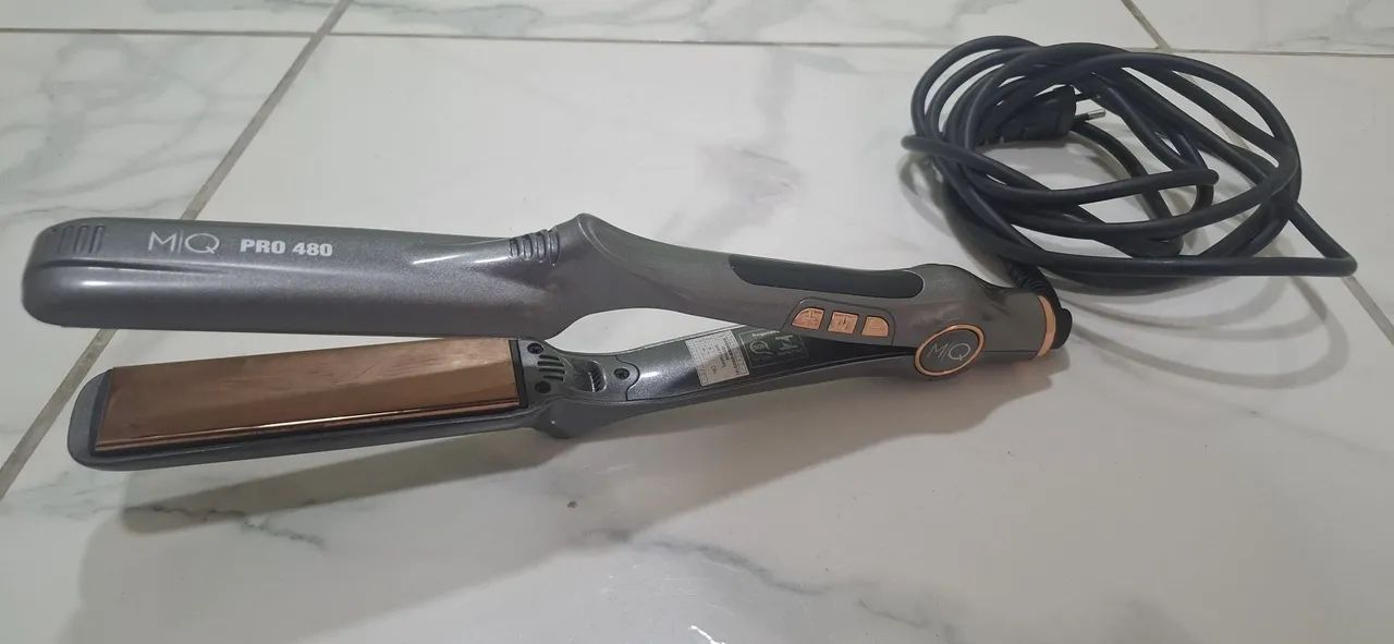 Prancha De Cabelo Titanium MQ
