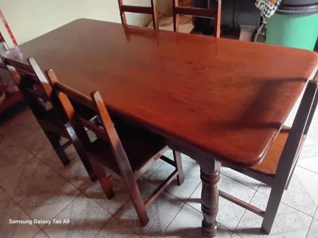 MESA DE ANGELIN 6 LUGARES