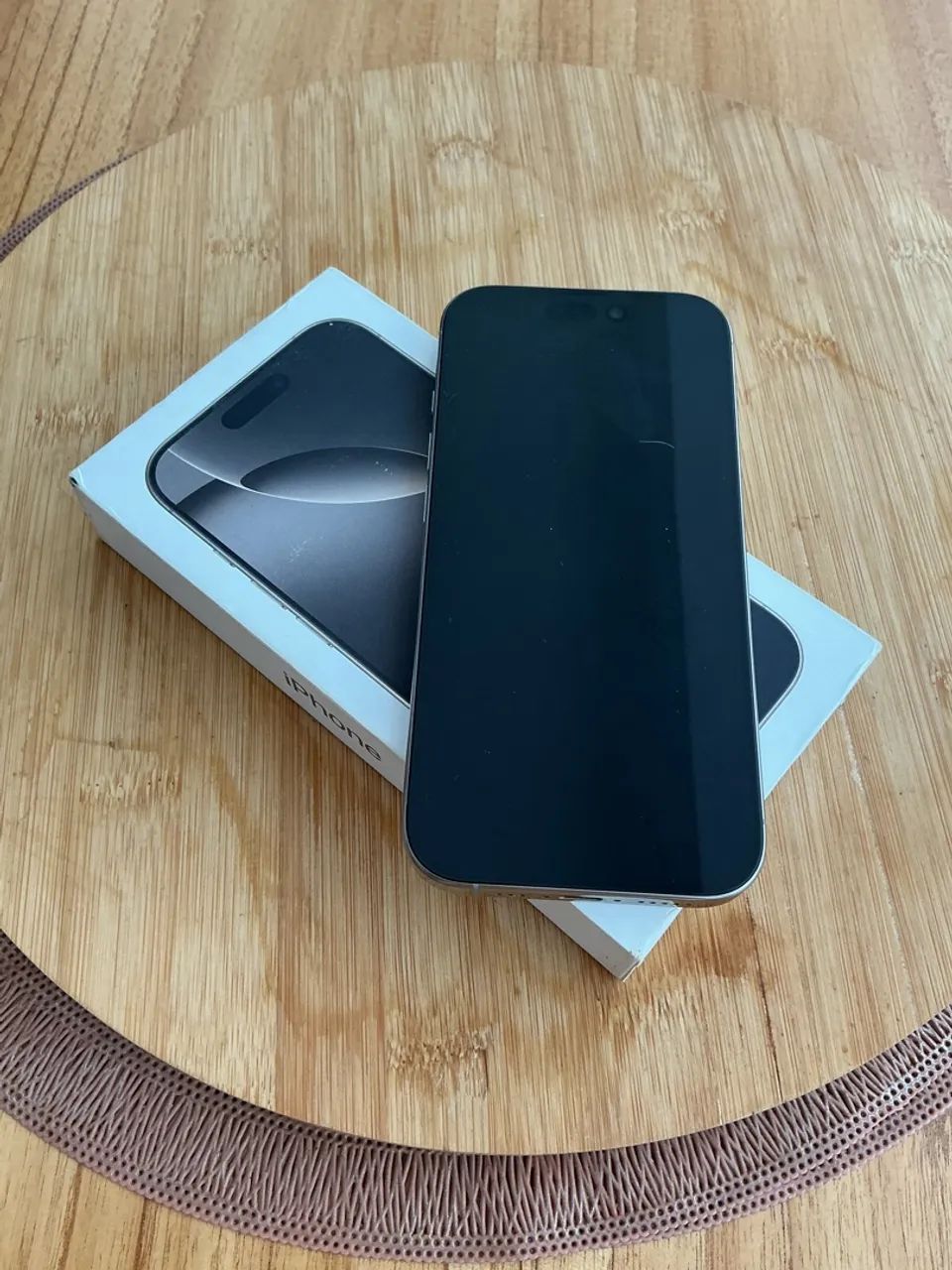 iPhone 16 pro 128 GB - Foto 2
