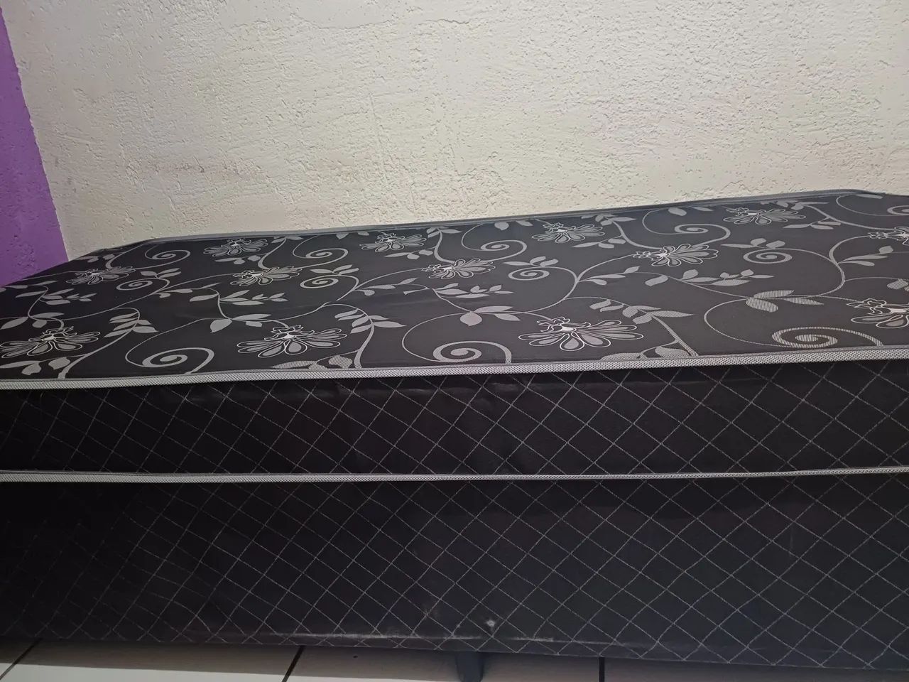 Cama box de solteiro conjugada 