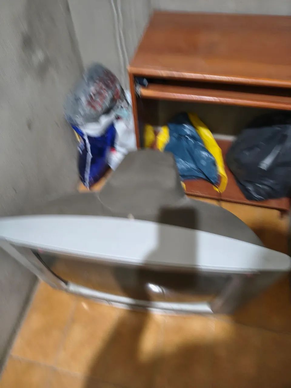 Tv 29 polegadas LG antiga funcionando perfeitamente retirada no Estácio Rj  - Foto 2