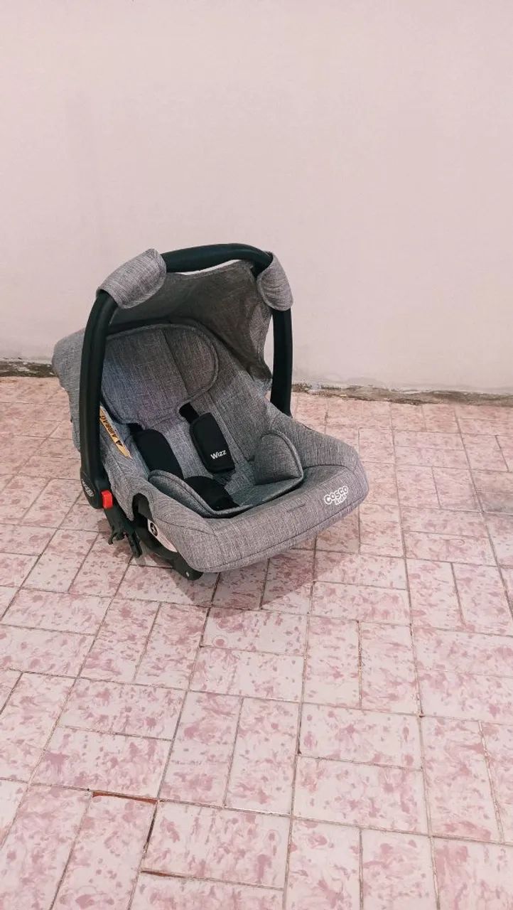 Carrinho de bebé com bebé conforto - Foto 5