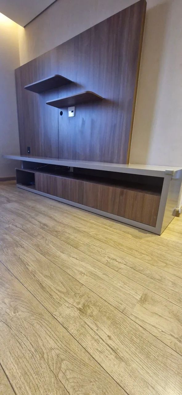 Painel de parede e rack com gavetas e - Foto 4