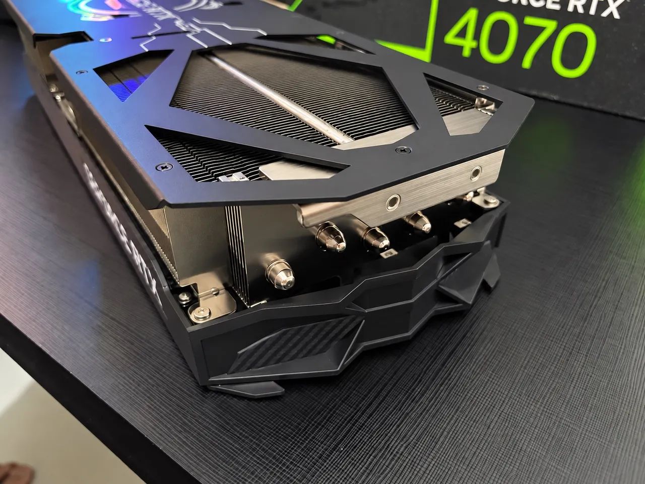 RTX 4070 GALAX 3X 12GB COM CAIXA  - Foto 4
