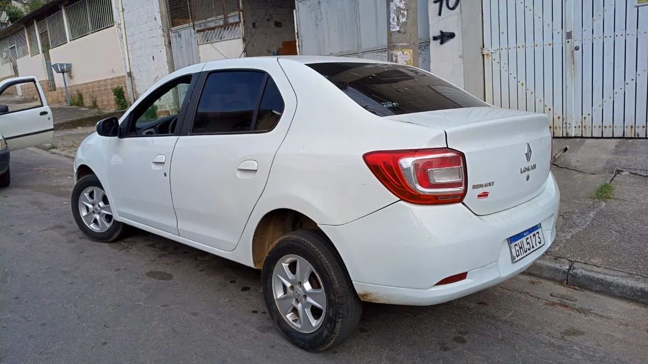 Renault Logan Dynamique Hi-flex 1.6 8V 4P 2017 - Foto 4
