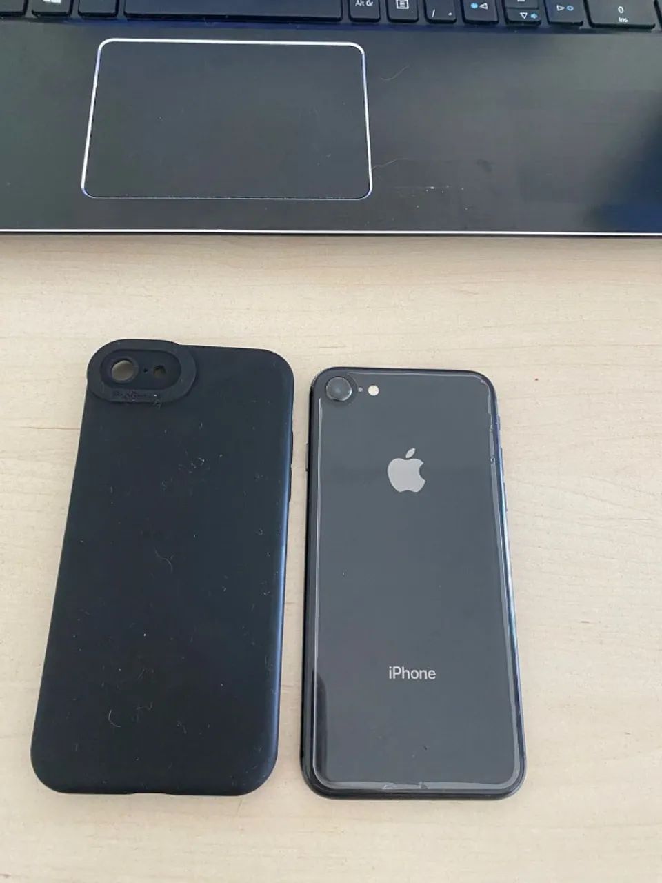 iPhone 8 - 256GB, todo original, bateria 100% - Foto 2