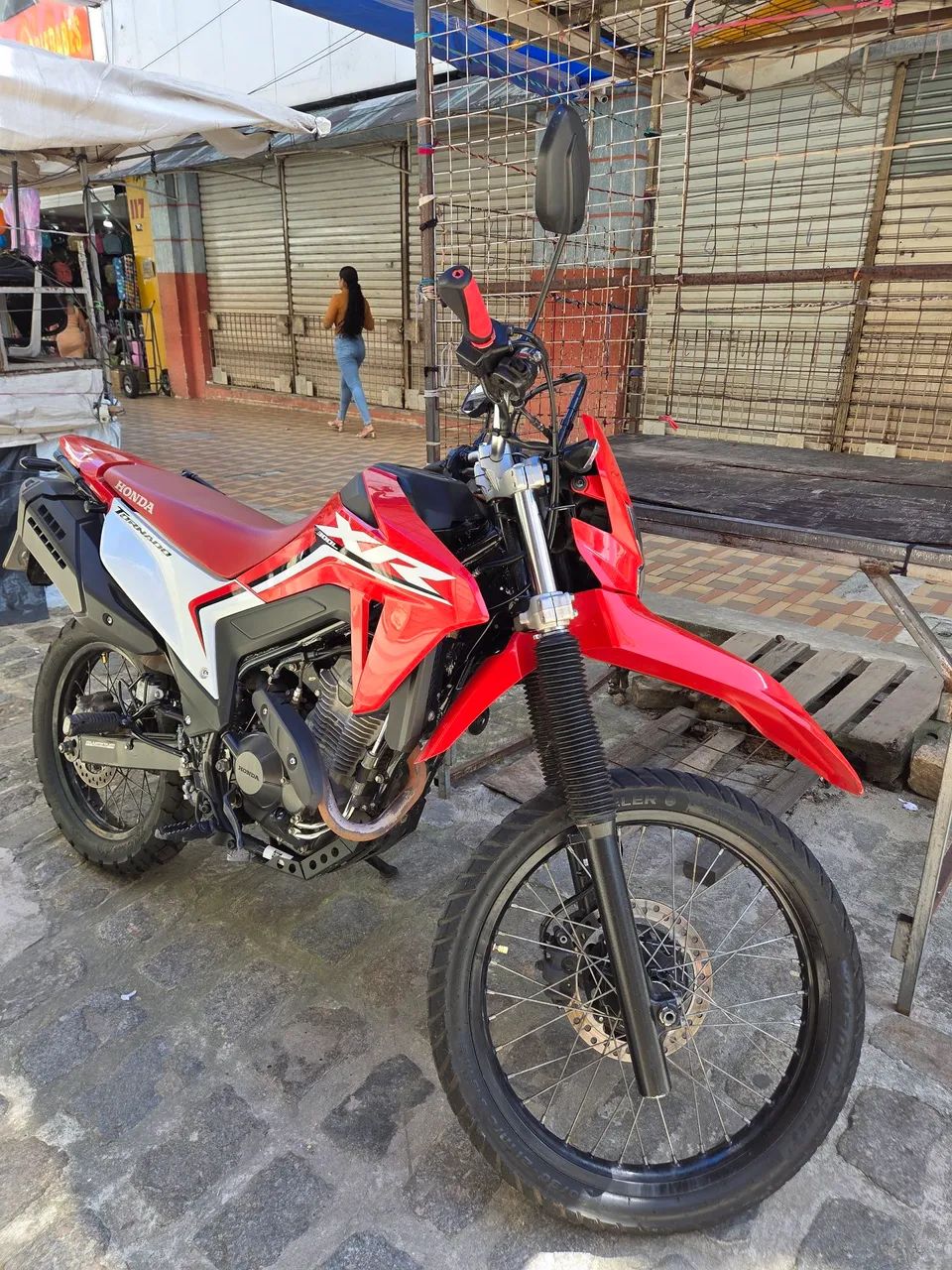 XR 300 2025 - Foto 3