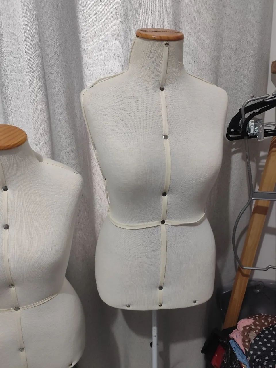 Manequim feminino para loja - ótimo estado - Foto 3