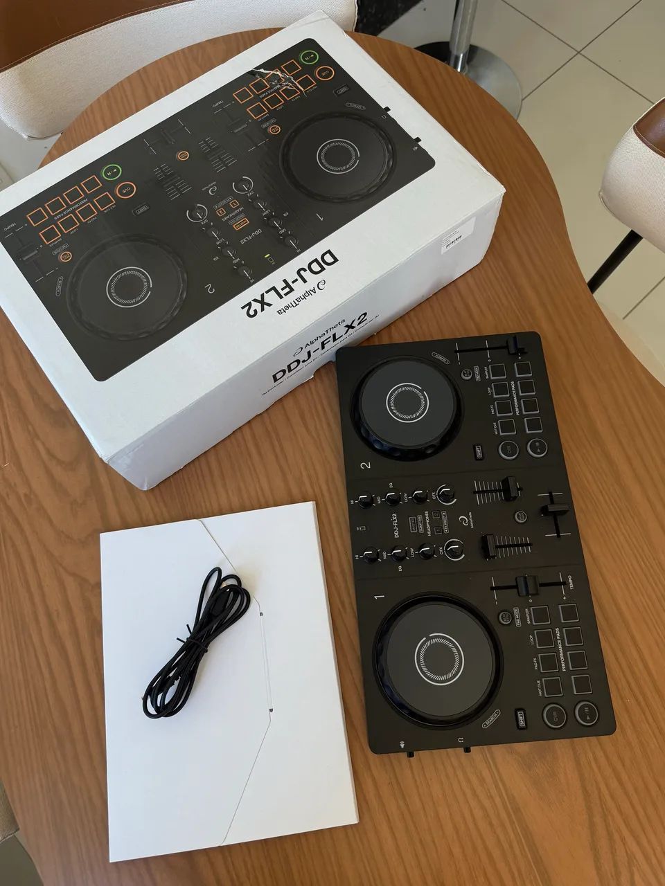 Controladora DJ DDJ-FLX2 Nova com Garantia - Foto 2