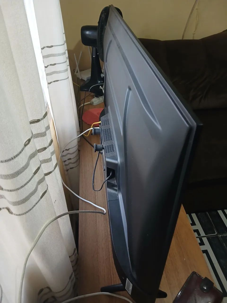 Vendo TV smart TCL 43  - Foto 2