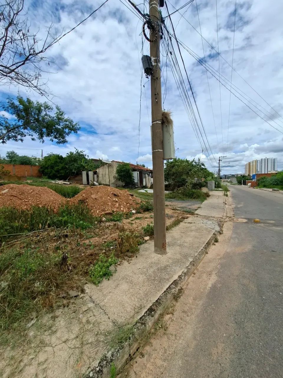 Terreno amplo, contendo 517,00 m² - Foto 4