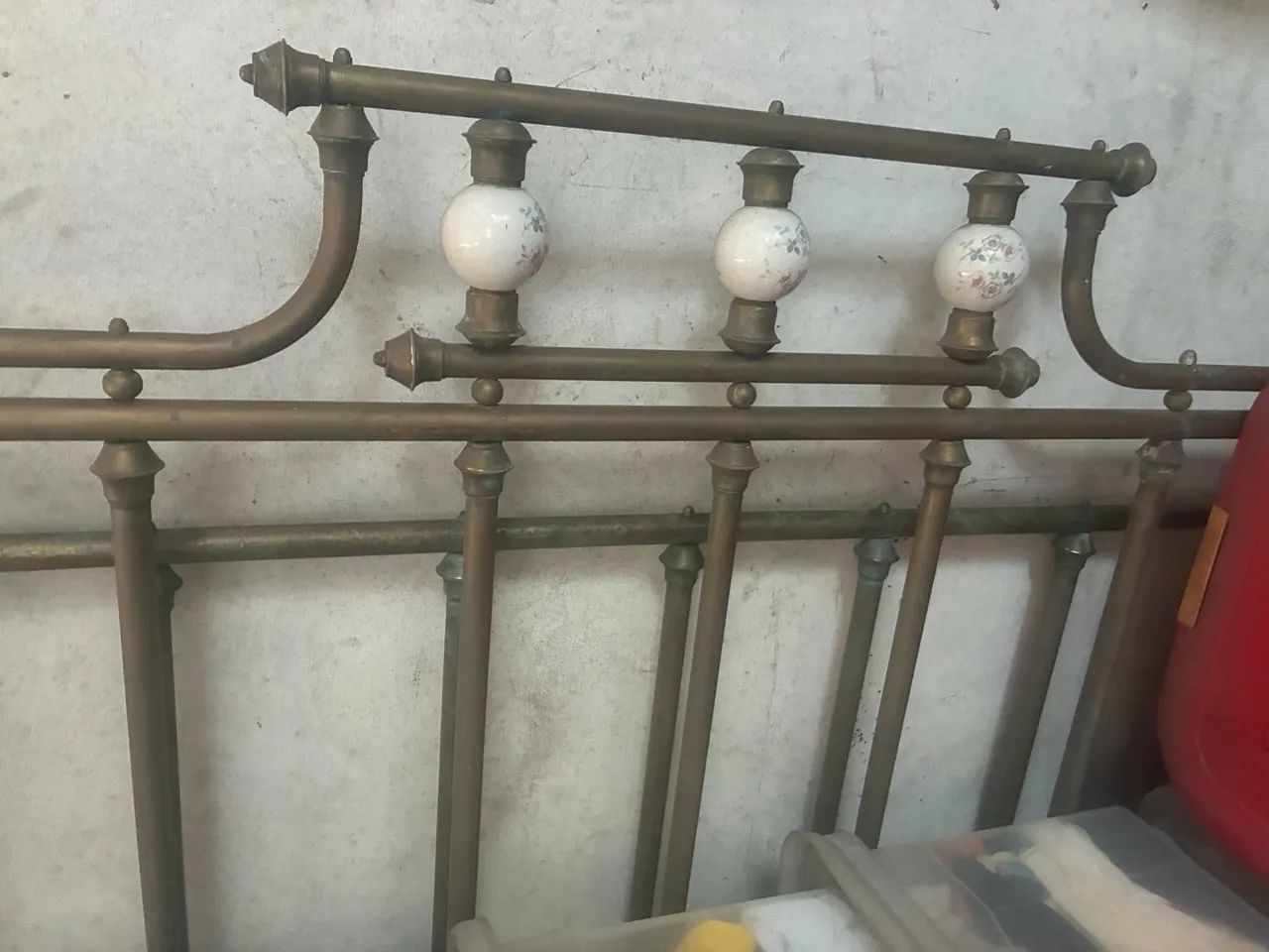 Base de Cama de Casal em Bronze