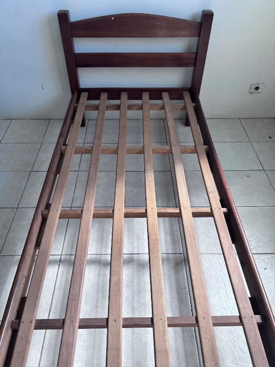 Cama de solteiro de madeira  - Foto 2