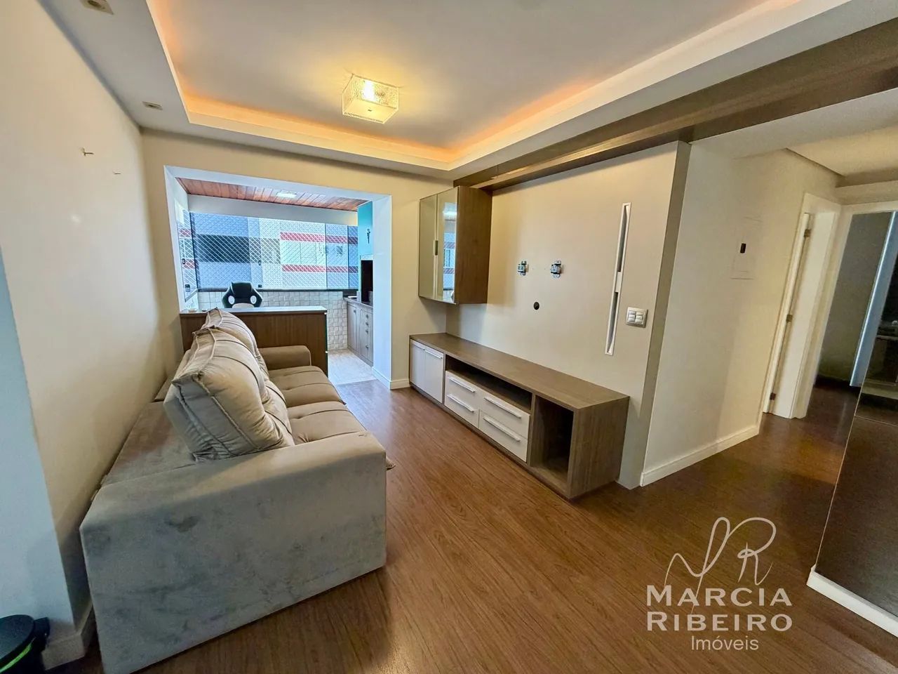 Apartamento 2 Dormitórios com Suíte na Trindade