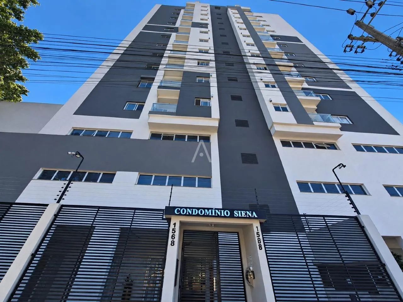 Apartamento no centro para locação Edifício Siena com 2 quartos sendo 1 suíte em Cascavel 
