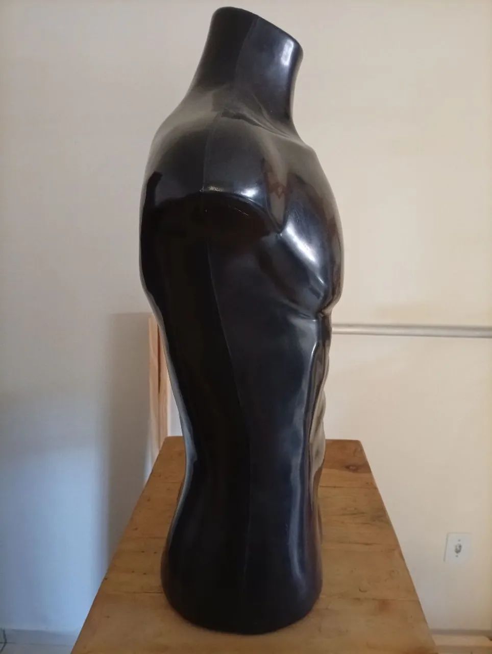 Manequim Preto (ótimo estado) - Foto 3
