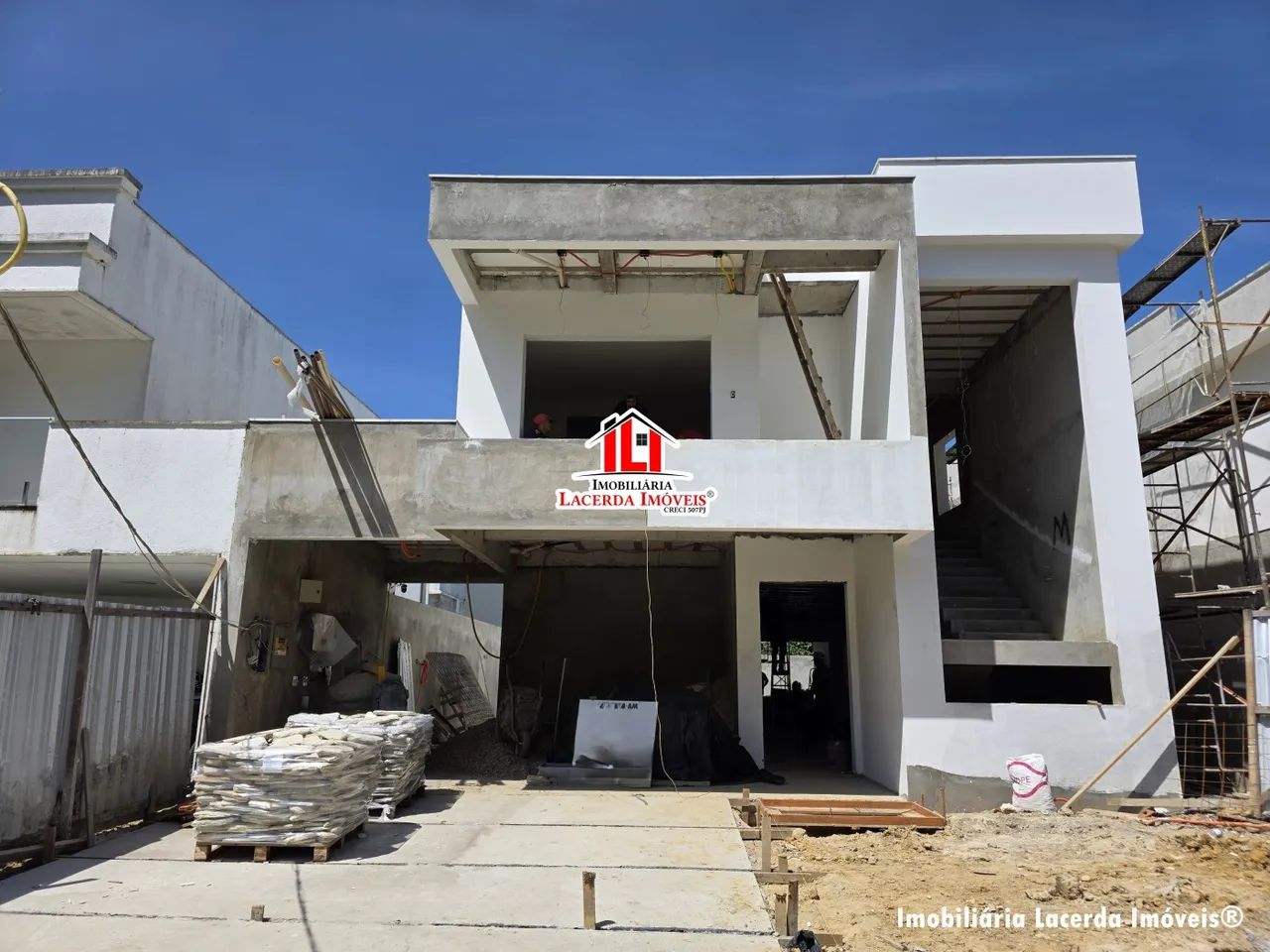 ALPHAVILLE MANAUS 4, CASA DUPLEX 5 SUITES - SENDO 1 MASTER, 328M² EDIFICADO, ENERGIA SOLAR - Foto 3