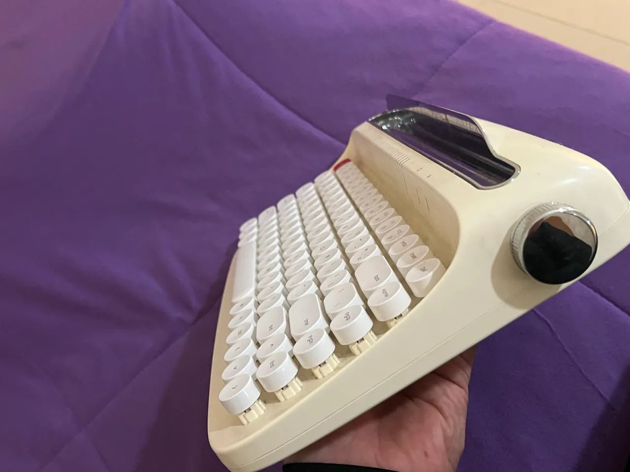  Teclado Bluetooth Actto Retro B303, estilo máquina de escrever - Foto 3