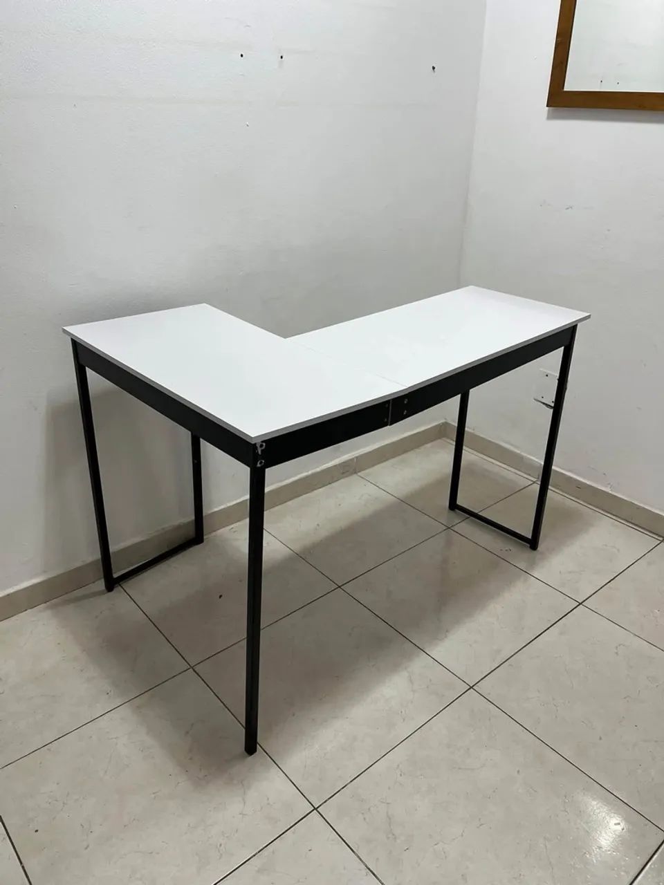 Mesa em L pé industrial 