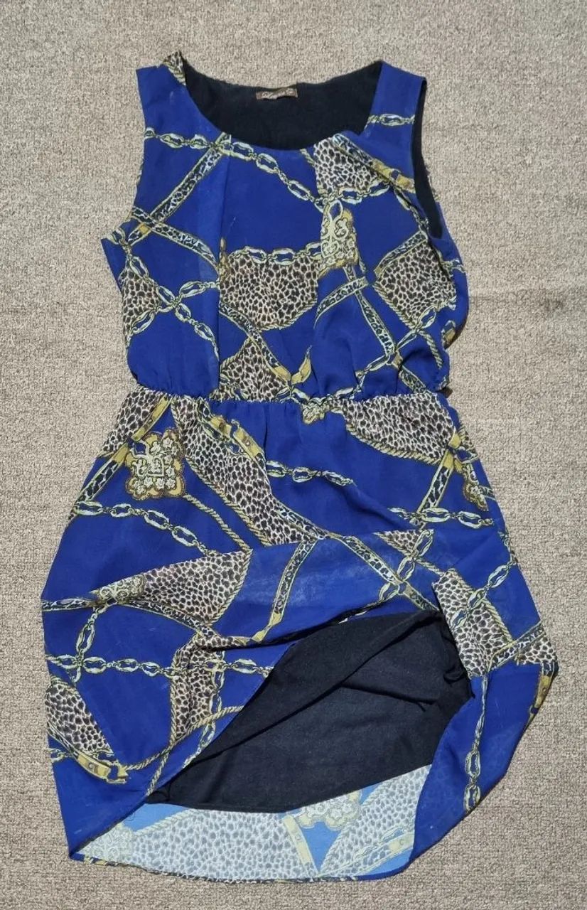 Vestido P azul com estampa uma graça - Foto 4