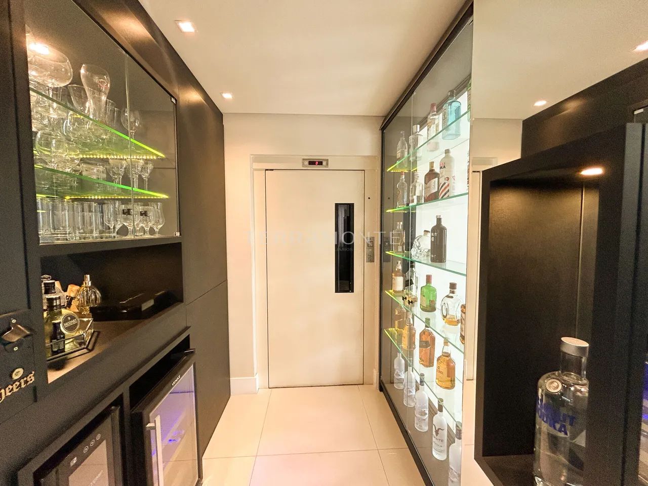 Cobertura duplex com 297m² no Centro de Tubarão - Foto 3