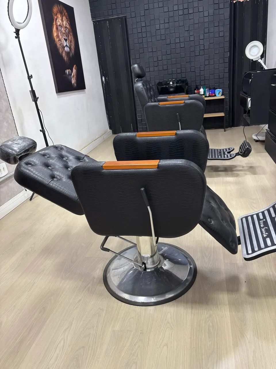 Cadeiras para barbearia  - Foto 2
