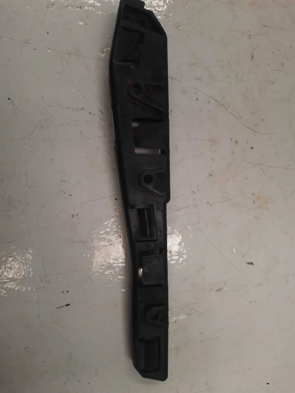 Guia Paralama Sandero Dianteira Direita 2010