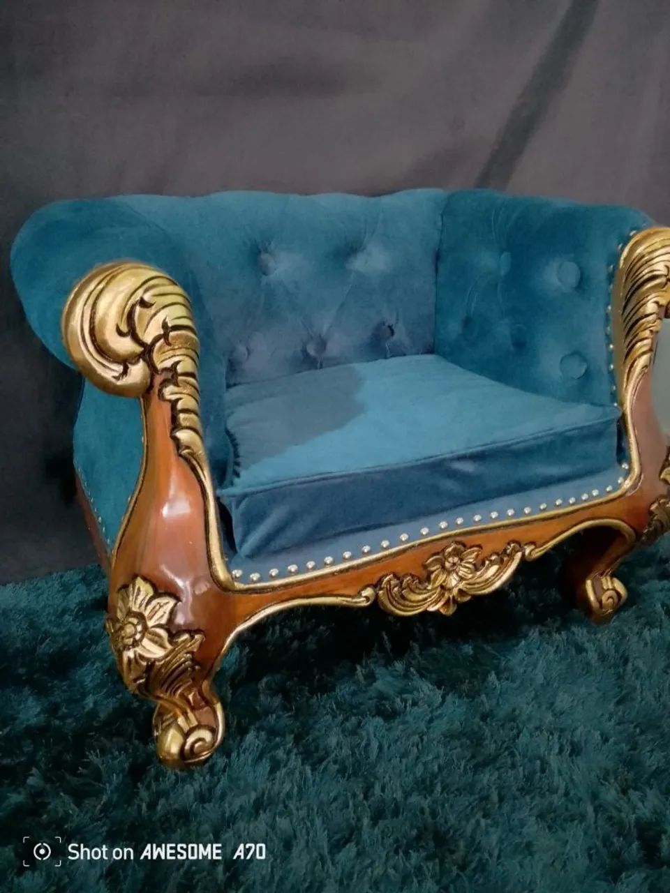 Poltrona classica com fabricação de peças unicas para cada cliente  - Foto 2