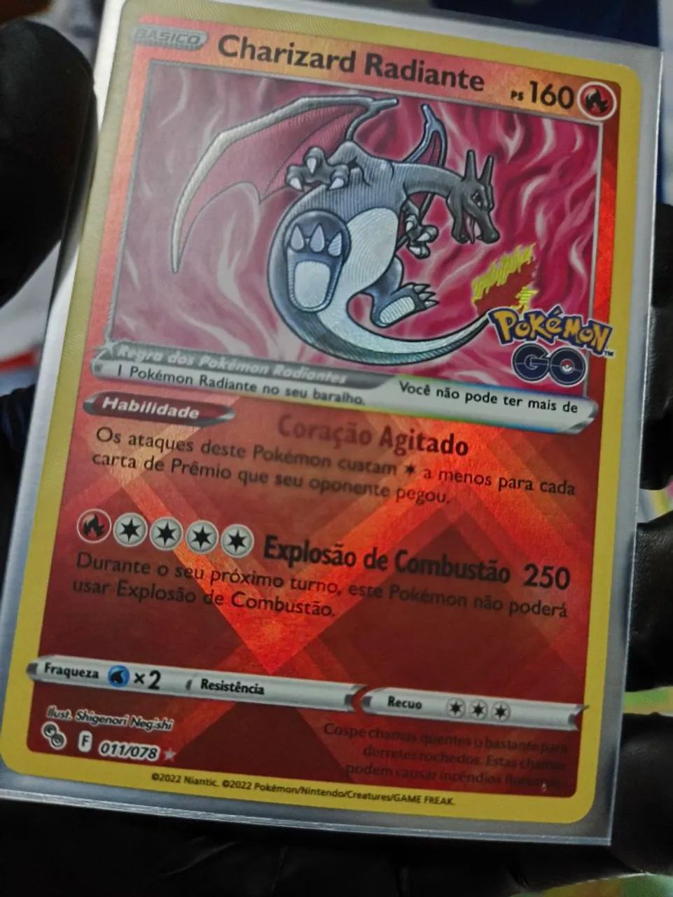 Charizard Radiante Pokémon TCG  - Foto 2