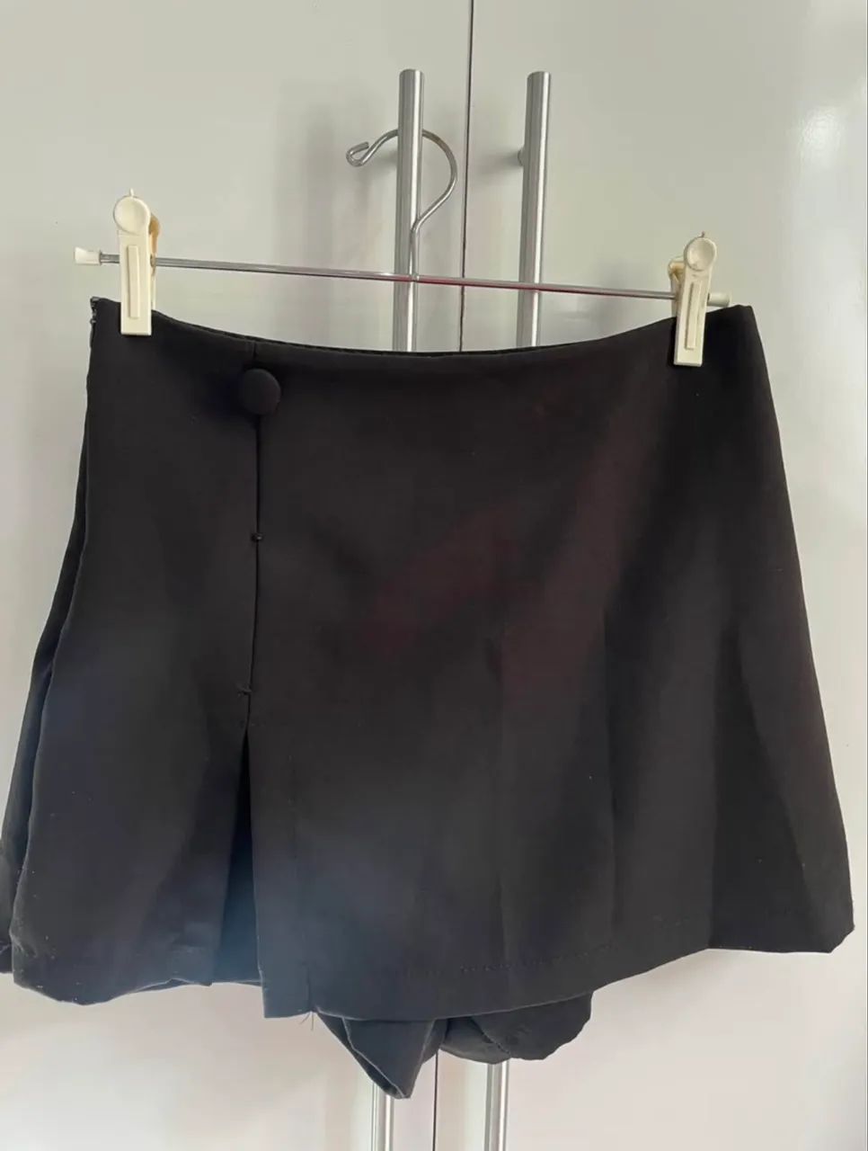 short saia preto usado  - Foto 3