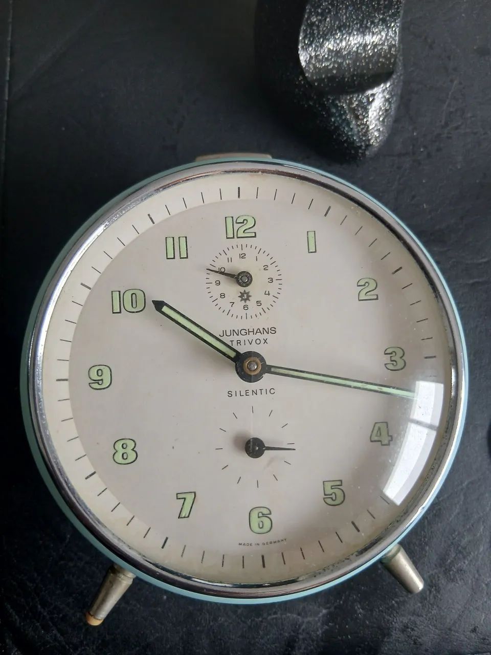 Relógio de mesa antigo  - junghans  - leia