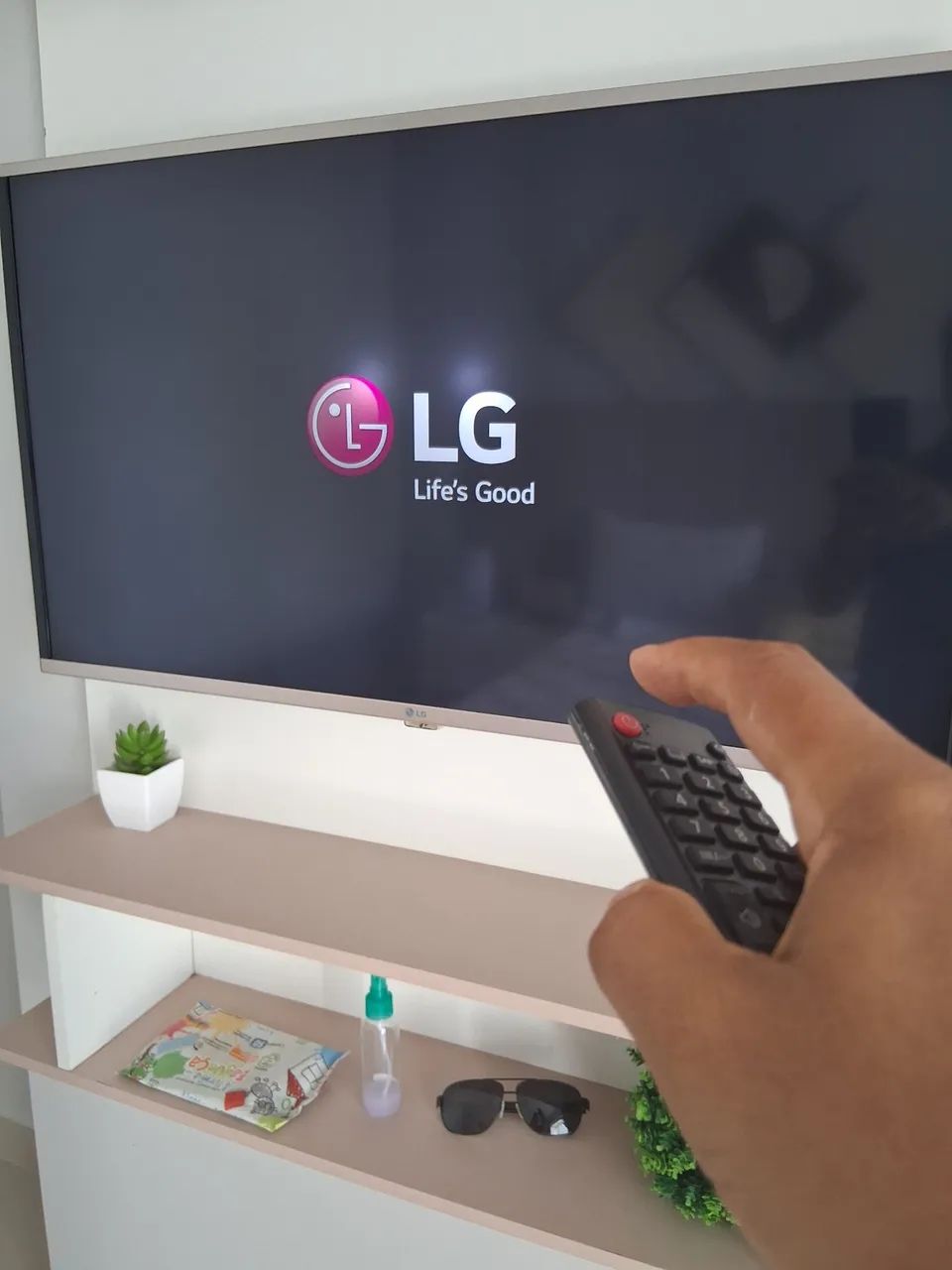 TV Smart 40 polegadas LG 
