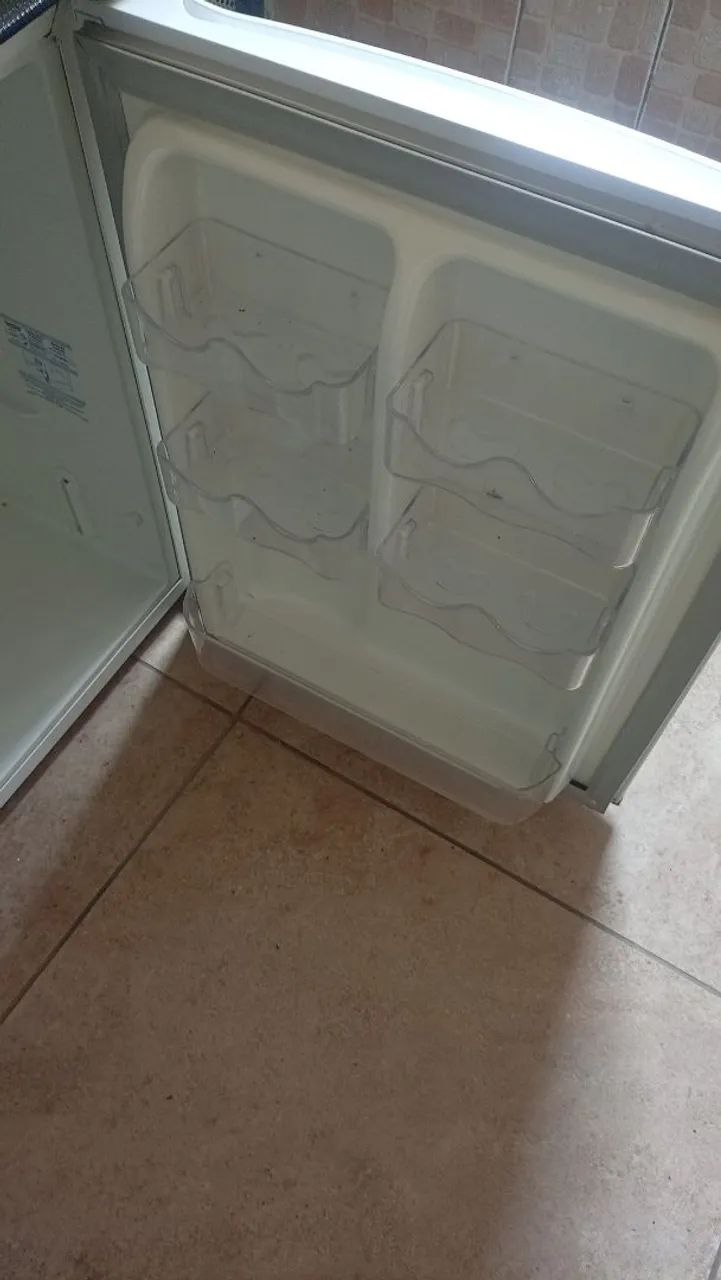 Frigobar 220vt