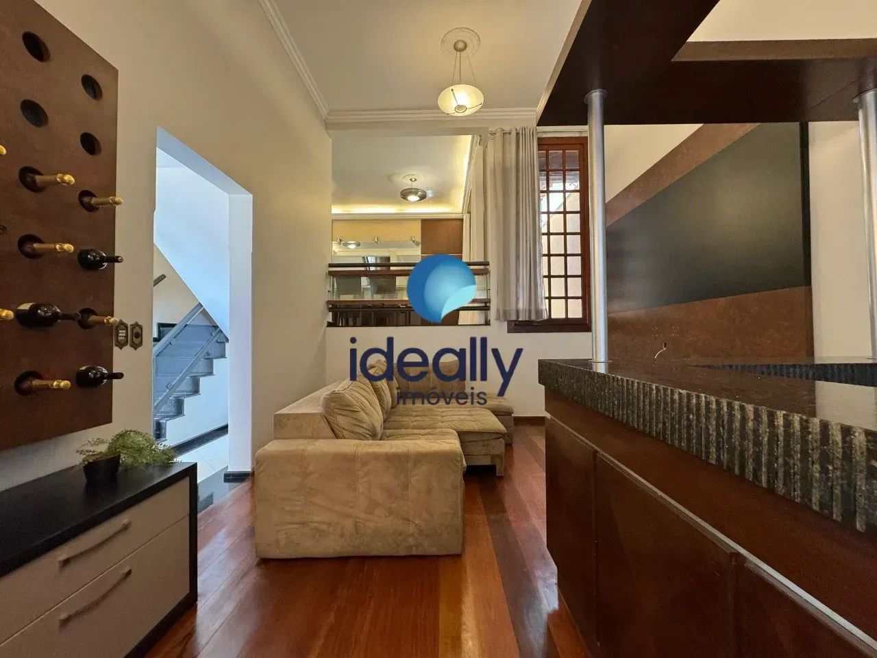 CASA | 5 QUARTOS | 1 SUÍTE MASTER COM HIDROMASSAGEM | 4 VAGAS | ÁREA GOURMET COM PISCINA E - Foto 3