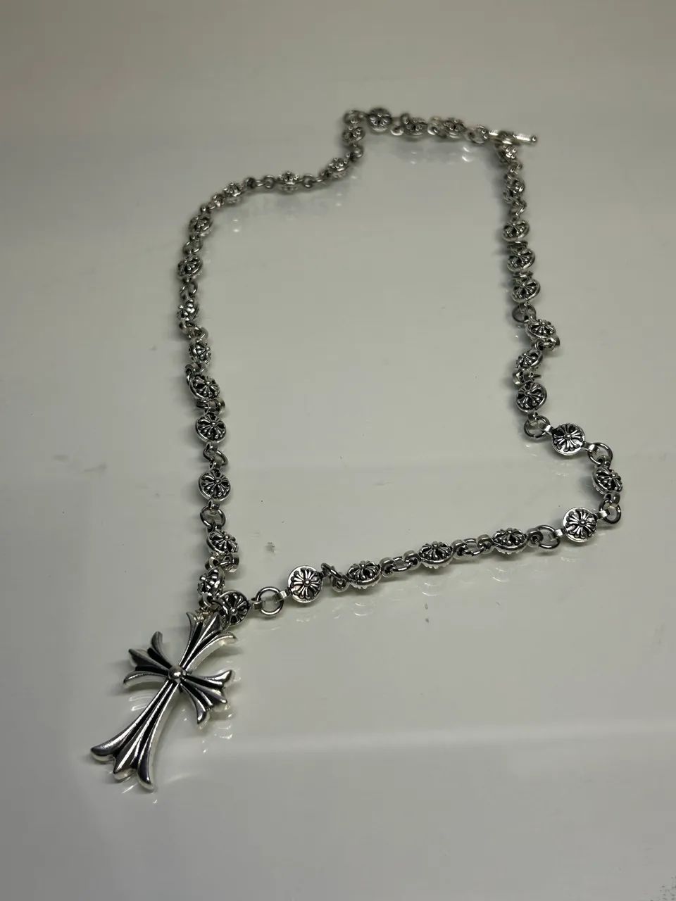 VENDO COLAR CHROME HEARTS POR R$ 120