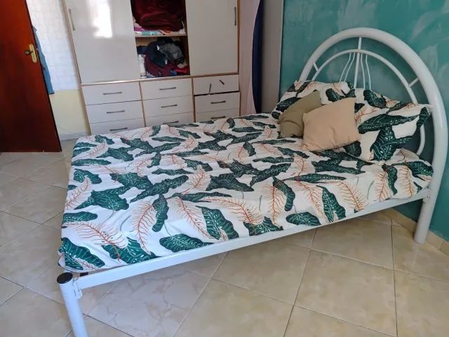 Cama de ferro com colchão  - Foto 2