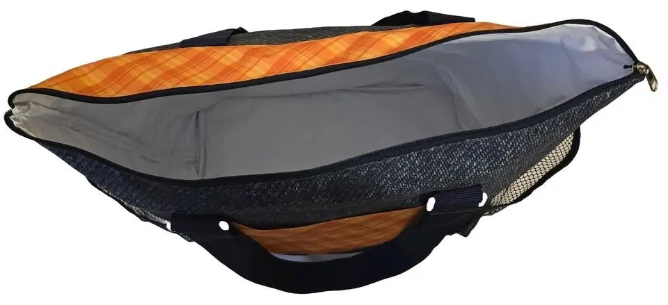 Bolsa grande com bolsos laterais externos e estampa xadrez laranja, bastante espaçosa! - Foto 3