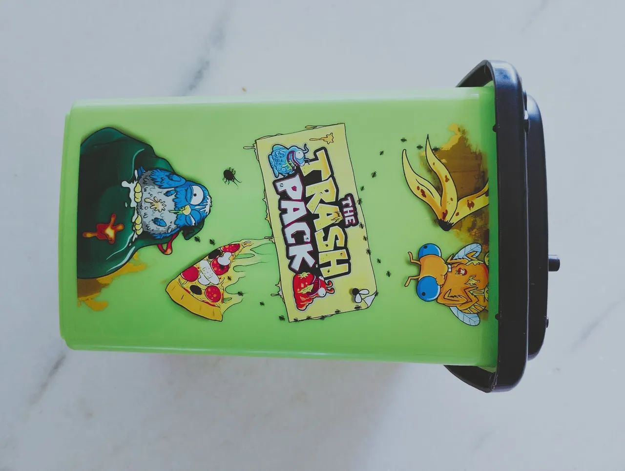 Brinquedo lixeira trash pack com monstrinhos da coleção - Foto 2