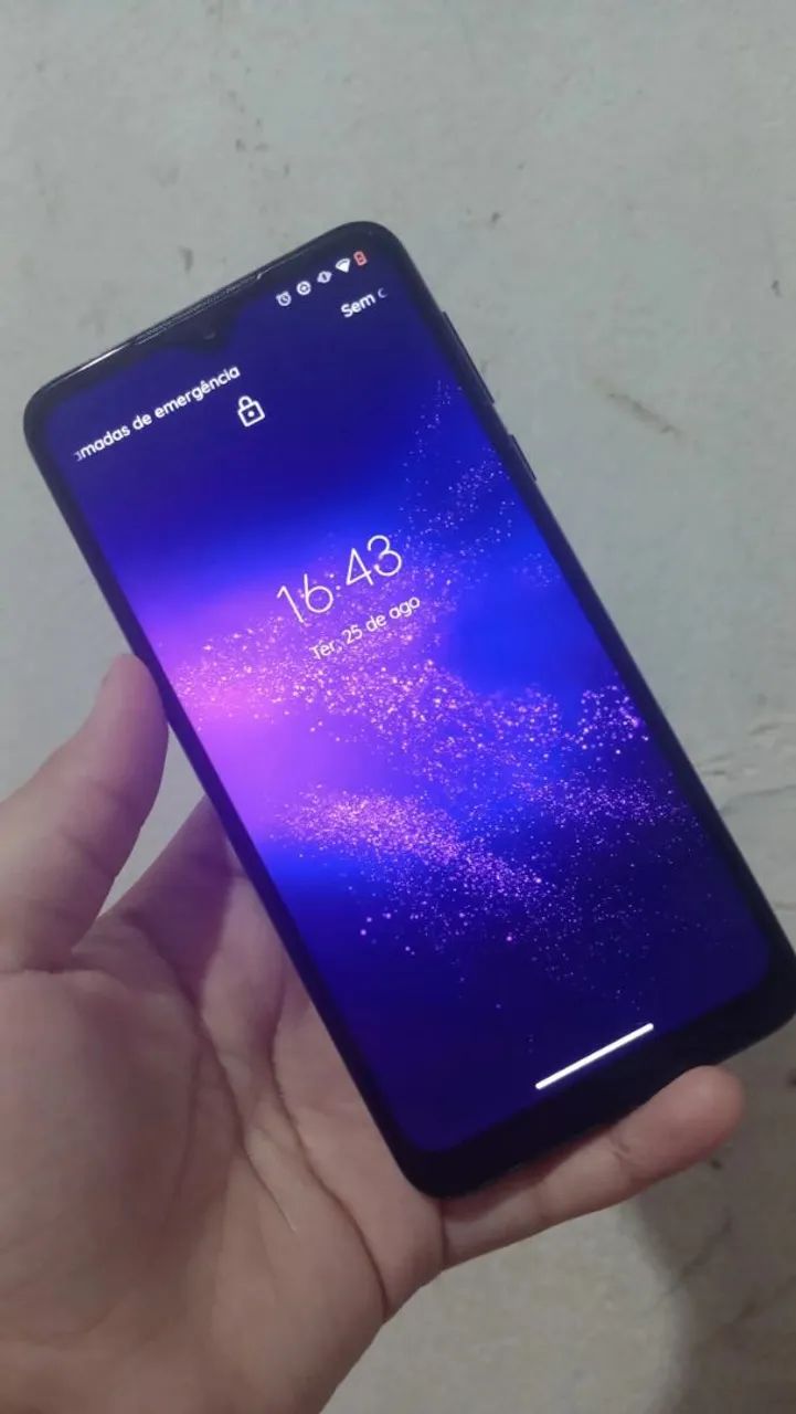 Motorola one macro 