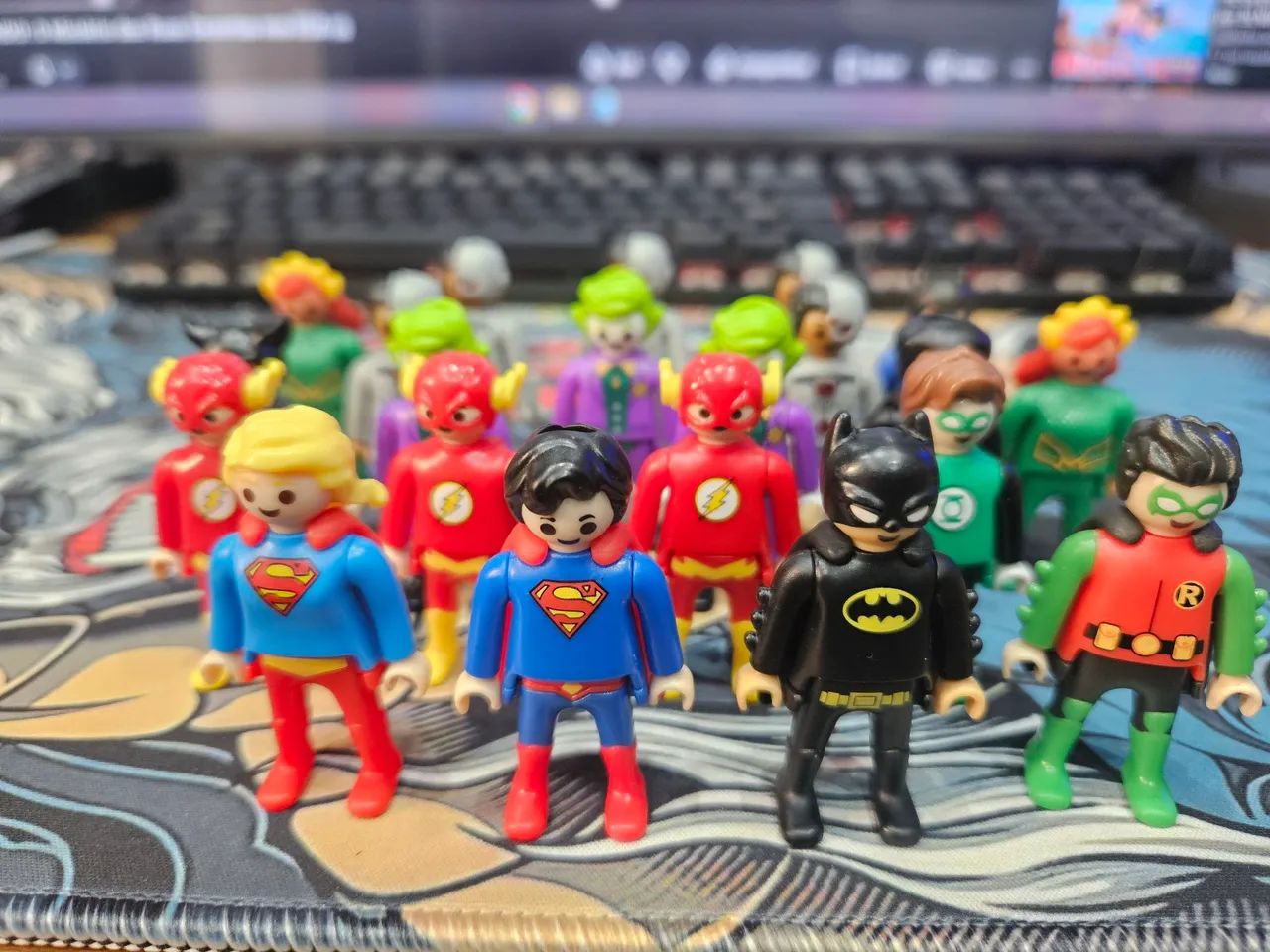 PLAYMOBIL DC KINDER 