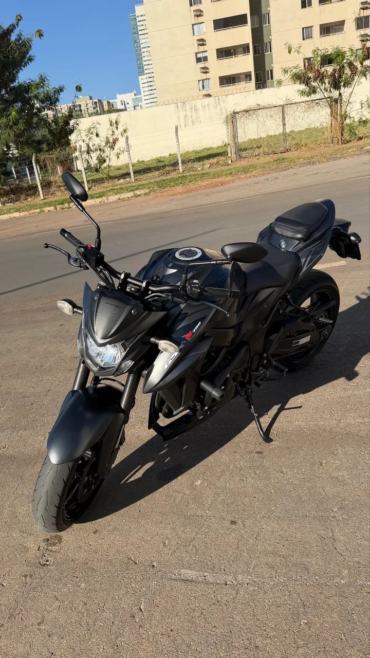 GSX-S 750 - Foto 4
