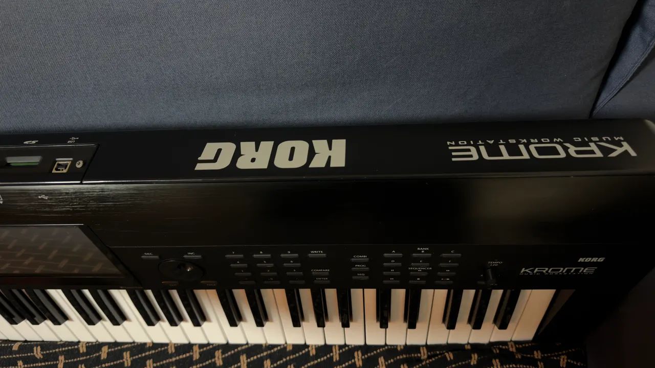 Korg krome 61 - Foto 4