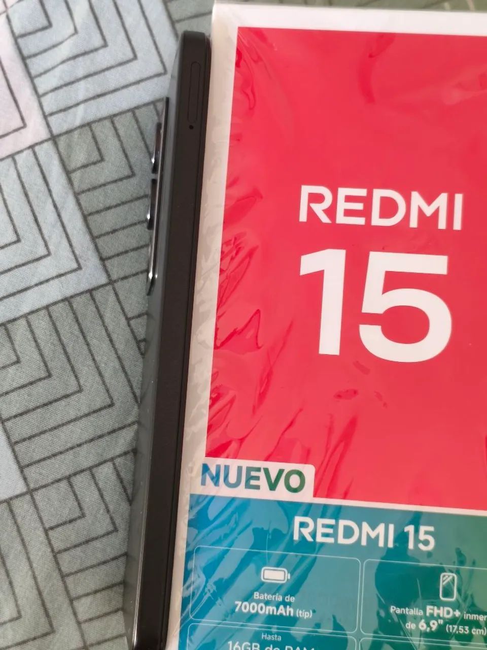 Smartphone Redimi 15 ,duas capinhas, carregador,caixa,manual - Foto 3