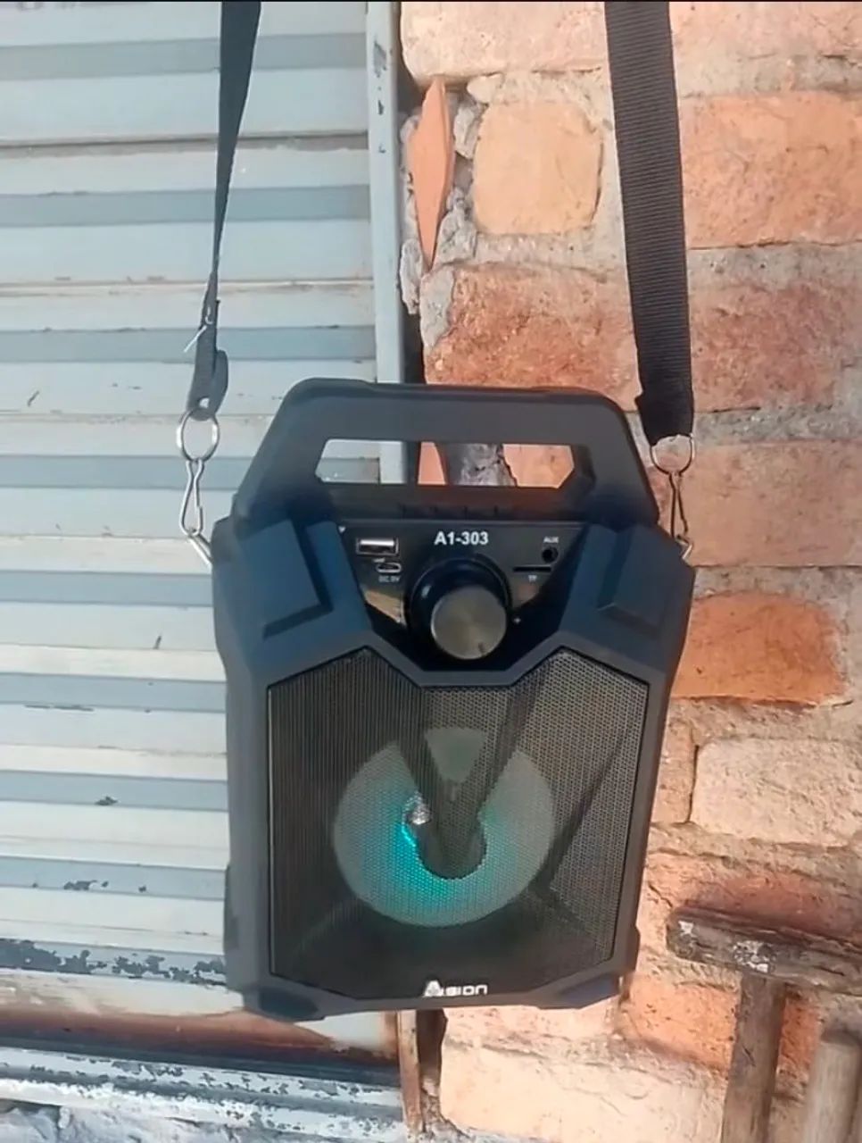 Rádio Bluetooth Com Alça - Tamanho Médio - Foto 2