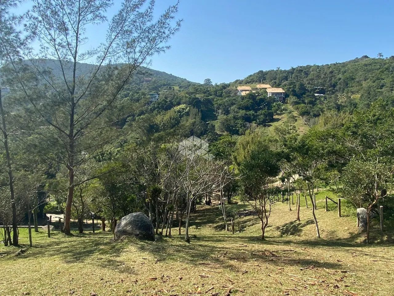 Terreno a venda em Garopaba na Praia da Ferrugem