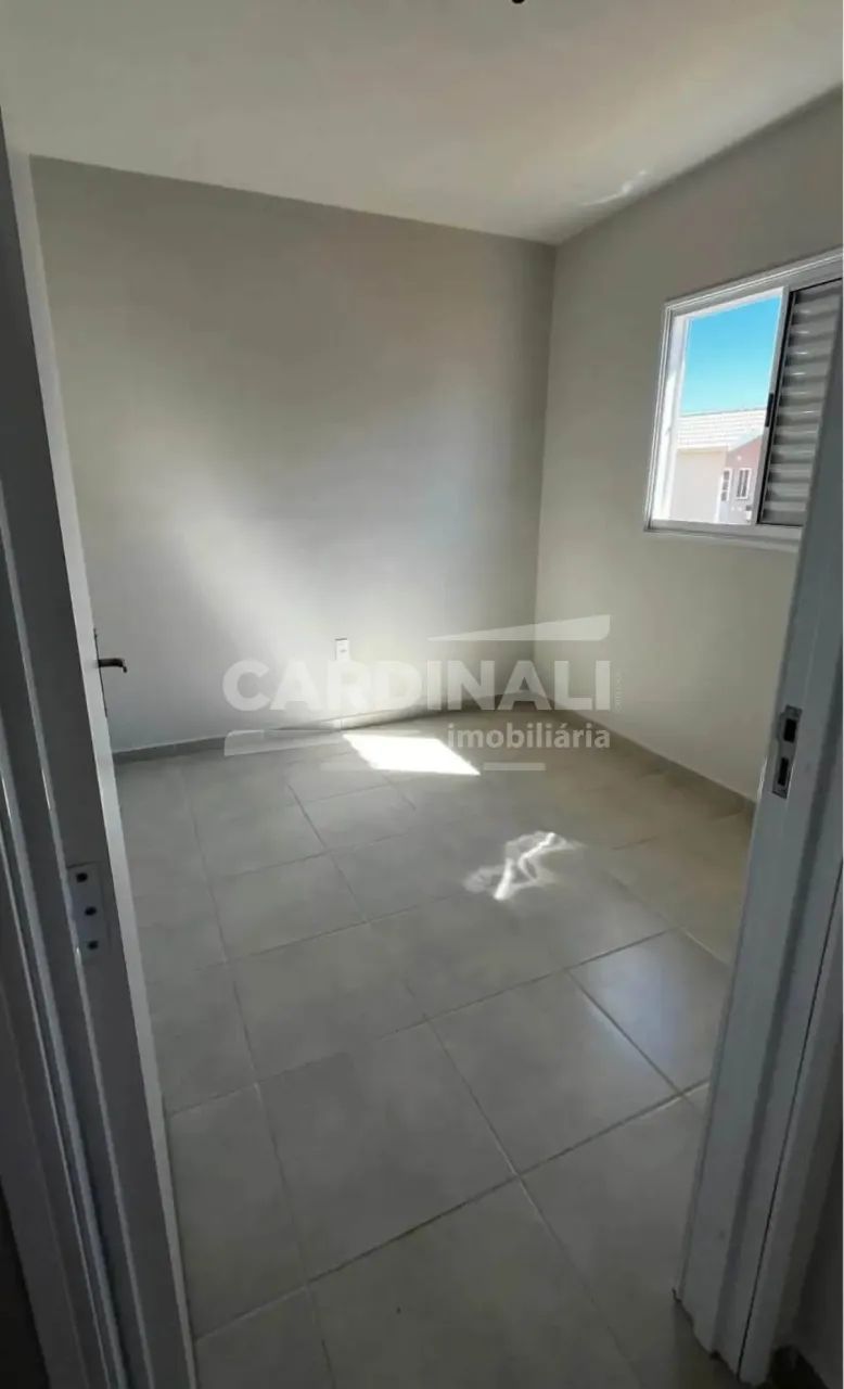 Casa com ótima localização próximo escola e creche - Foto 2