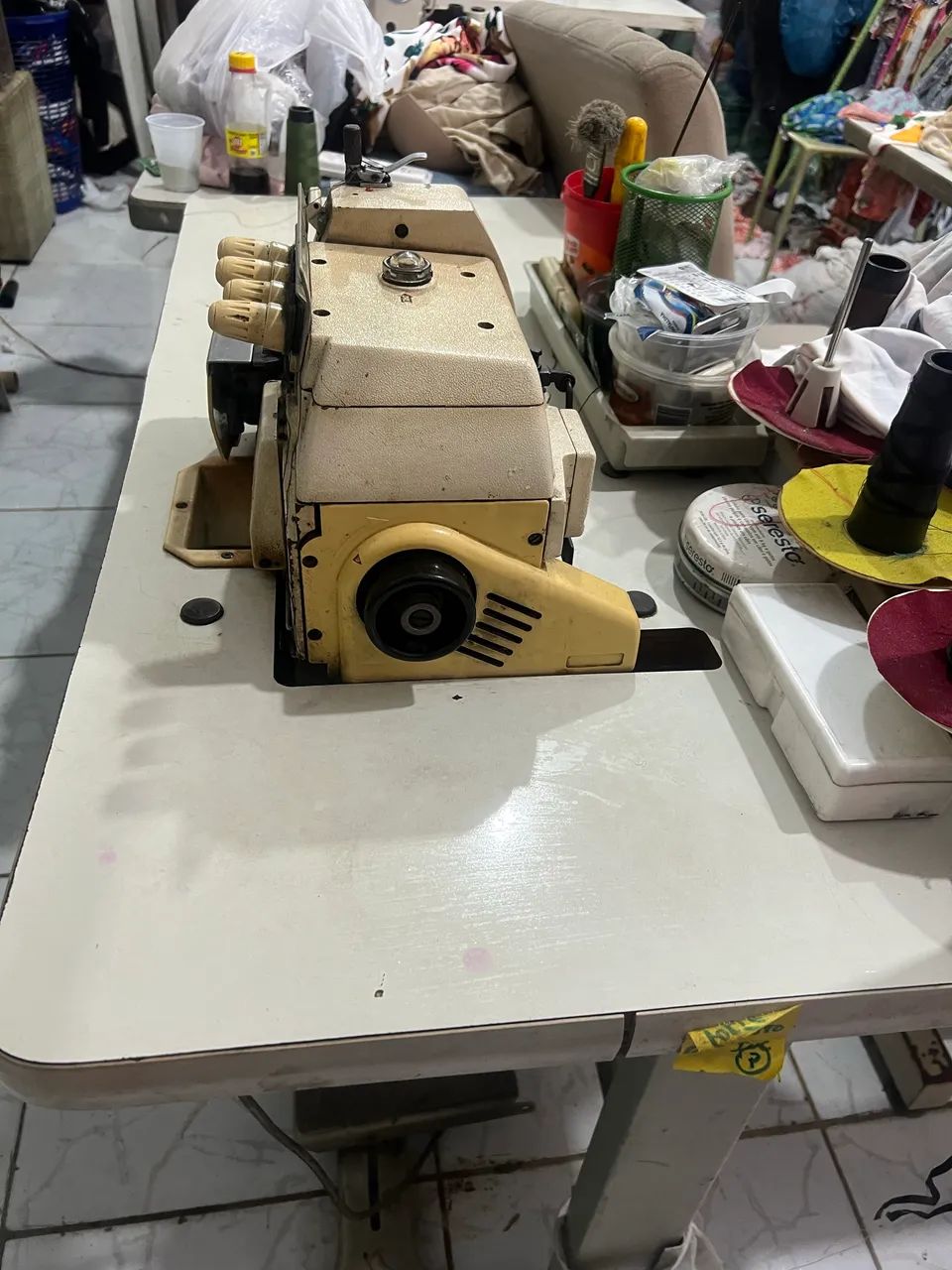 MAQUINA DE COSTURAR OVERLOQUE INDUSTRIAL LAMAX - Foto 4